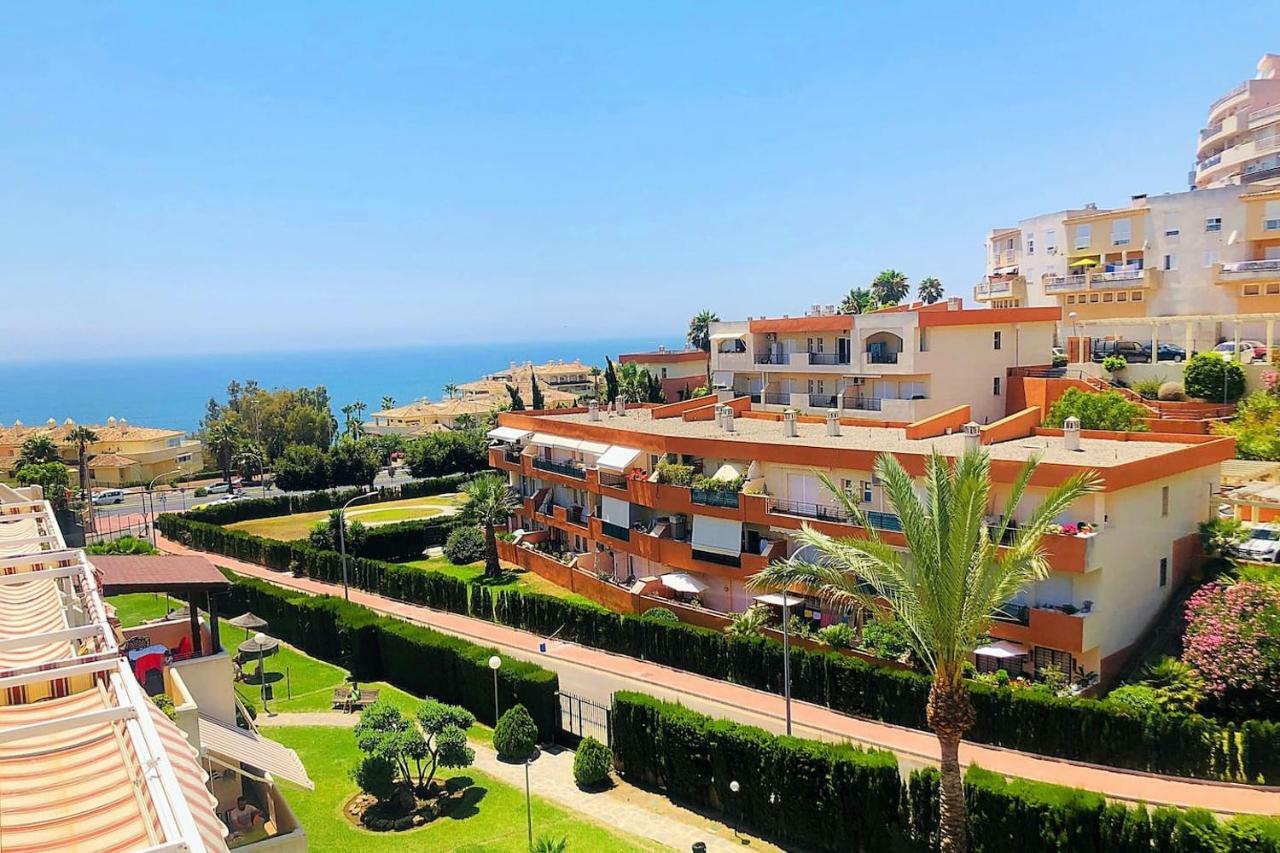 Seaview Apartment With Great Amenities & Facilities Benalmádena Buitenkant foto